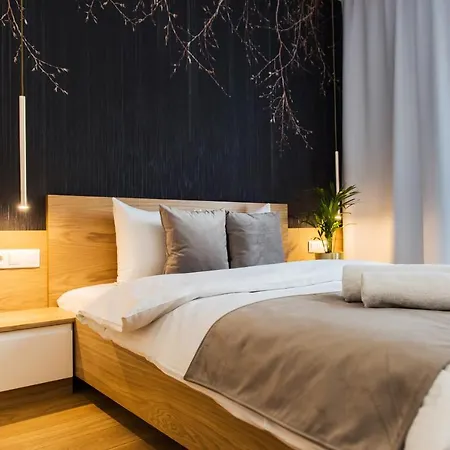 By Bed&bath Apartment