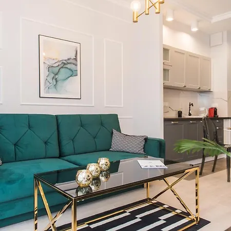 By Bed&bath Apartment *