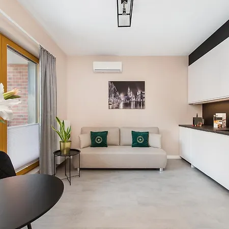 Apartment By Bed&bath *