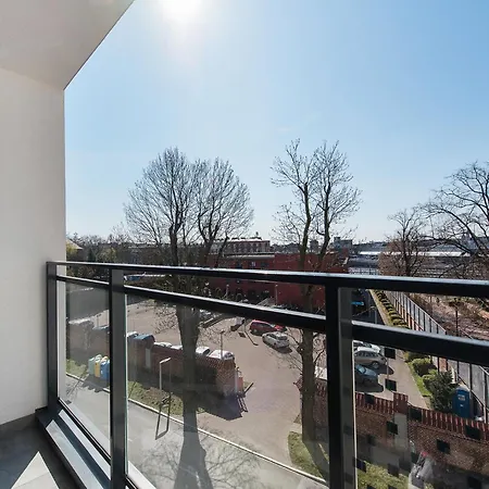 By Bed&bath Apartment